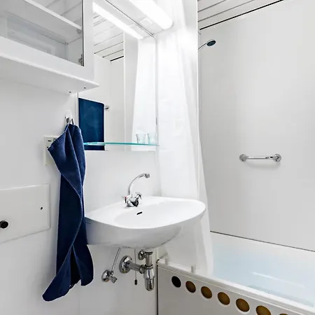 1 Bedroom In *